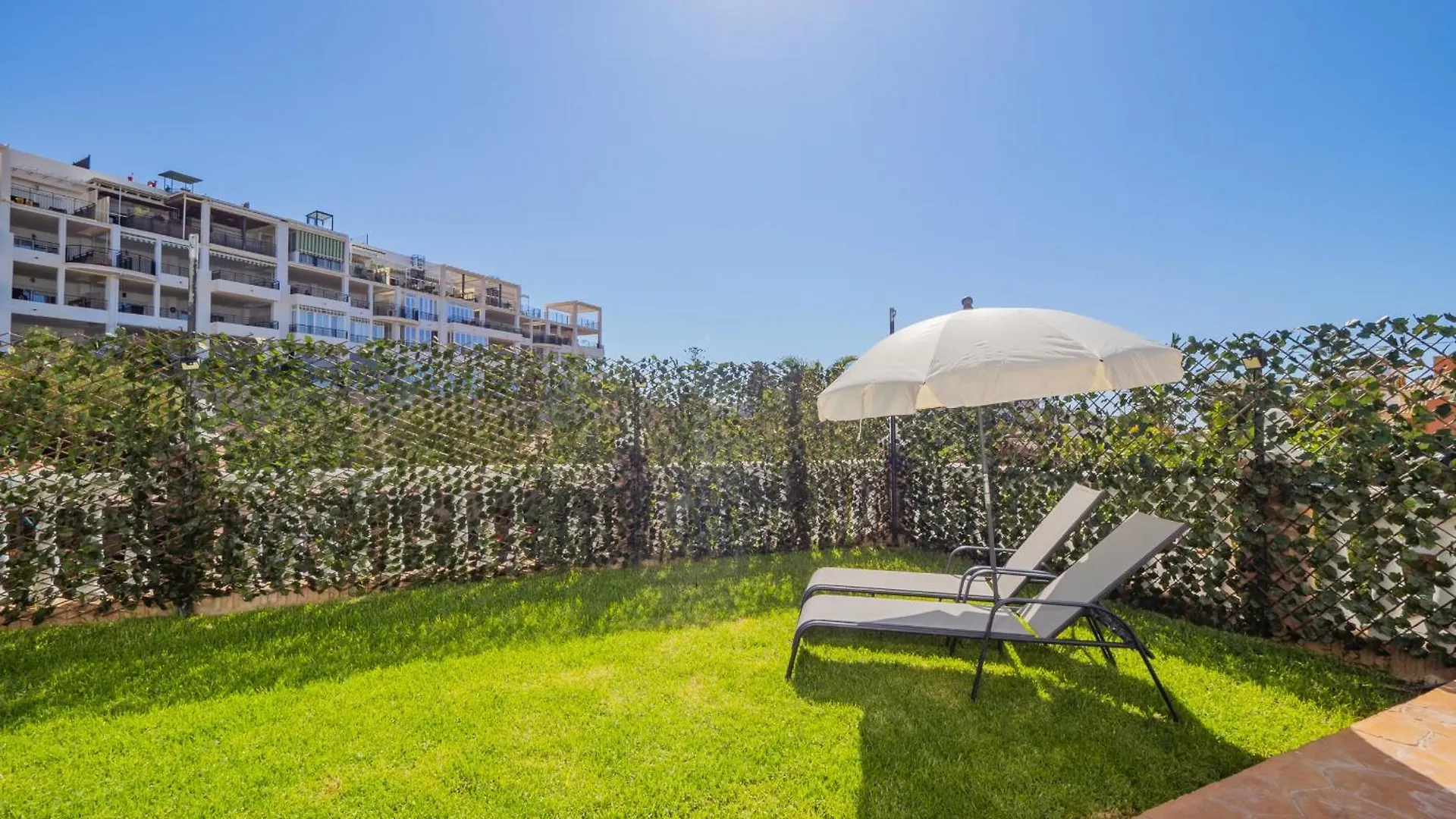 Guest house Cubo'S Hostal William'S Sunny 4 Torre de Benagalbon Spain